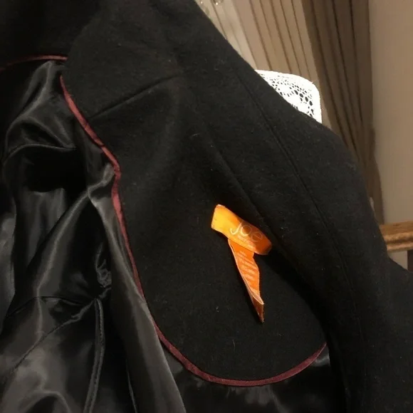 BLACK coat - Picture 5 of 5